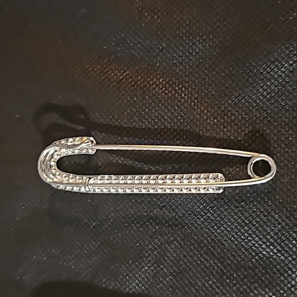 Silver Rhinestone paper clips. - Picture 4 of 8